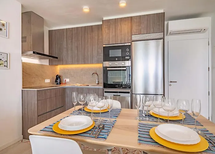 Beachfront Sivella Mar By Sealand Apartamento